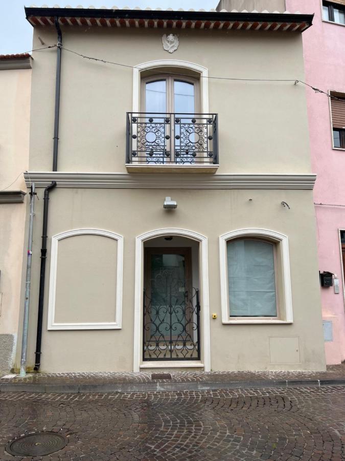 L'Angelo Bianco 2 Apartment Pula Exterior photo